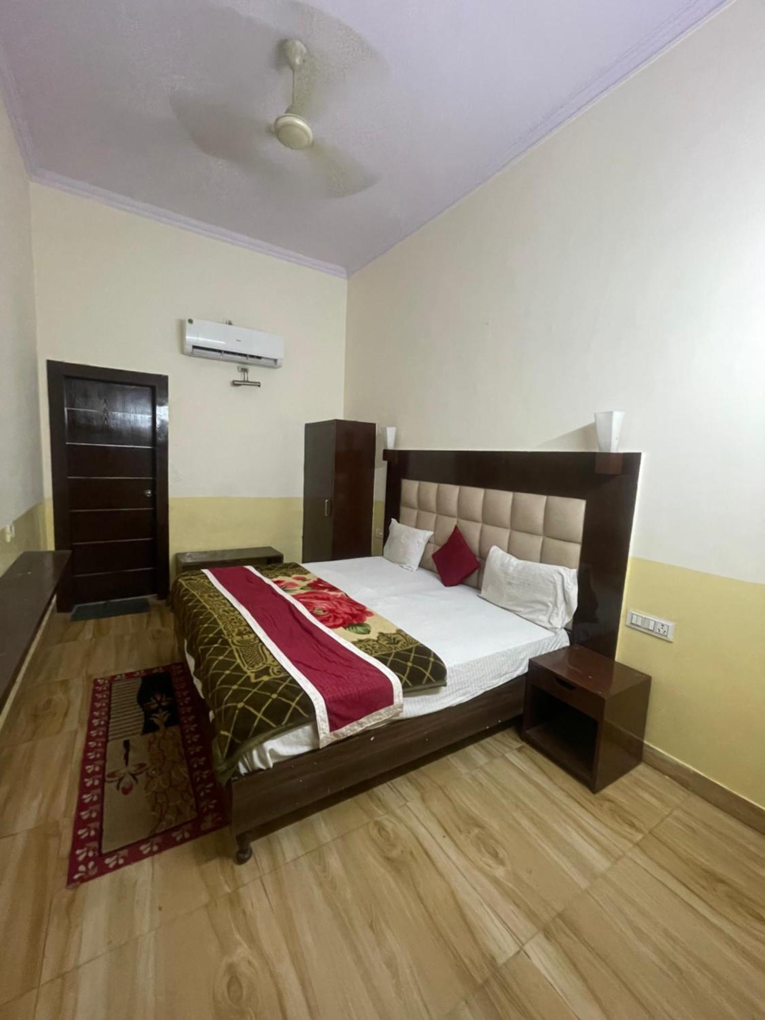 Hotel Fusion Best Rooms Agra  Exterior foto